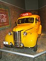 Ancienne voiture utilitaire de marque Chevrolet, de la compagnie Coca-Cola exposée dans le "World of Coca-cola" à Atlanta.