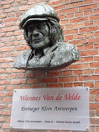 <span class="mw-page-title-main">Wannes Van de Velde</span> Flemish musician, poet, puppeteer and artist
