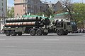 Russisk S-400 Triumf kjøretøyet med missiler i horisontal posisjon