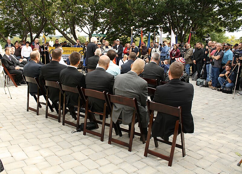 File:193a.Matlovich.Ceremony.CC.WDC.10October2009 (36709270514).jpg