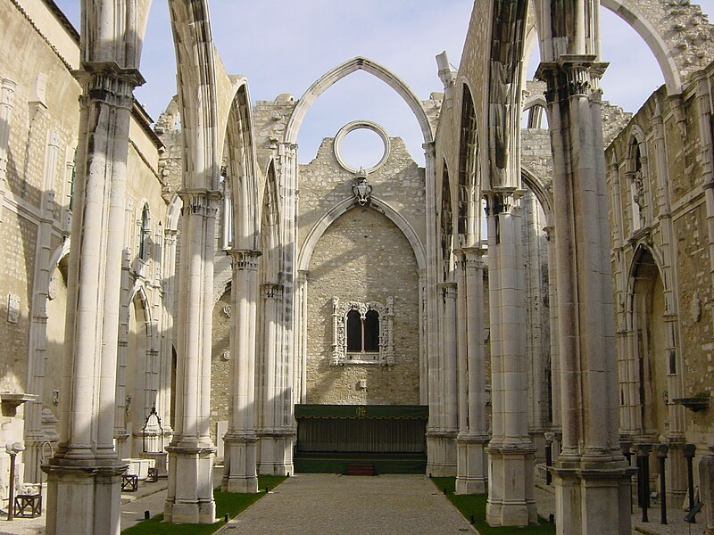 File:2002-10-26 11-15 (Andalusien & Lissabon 276) Lissabon, Igreja do Carmo.jpg