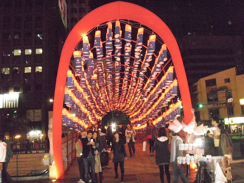 File:2011 Seoul lantern festival - 377.jpg