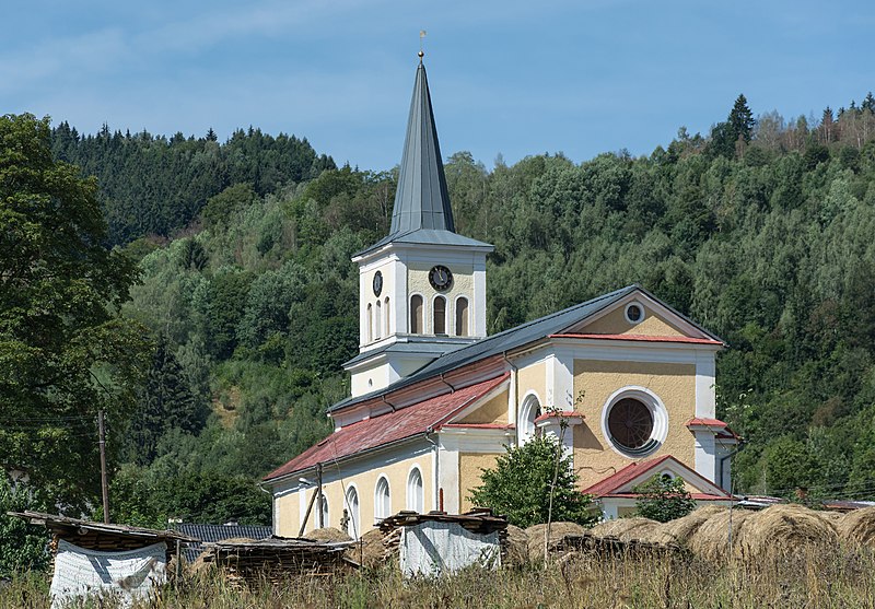 File:2015 Kościół św. Marii Magdaleny w Wójtowicach 03.JPG