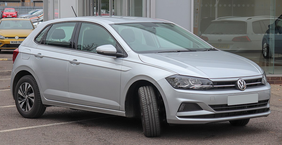 https://upload.wikimedia.org/wikipedia/commons/thumb/9/94/2018_Volkswagen_Polo_SE_TSi_1.0_Front.jpg/1200px-2018_Volkswagen_Polo_SE_TSi_1.0_Front.jpg