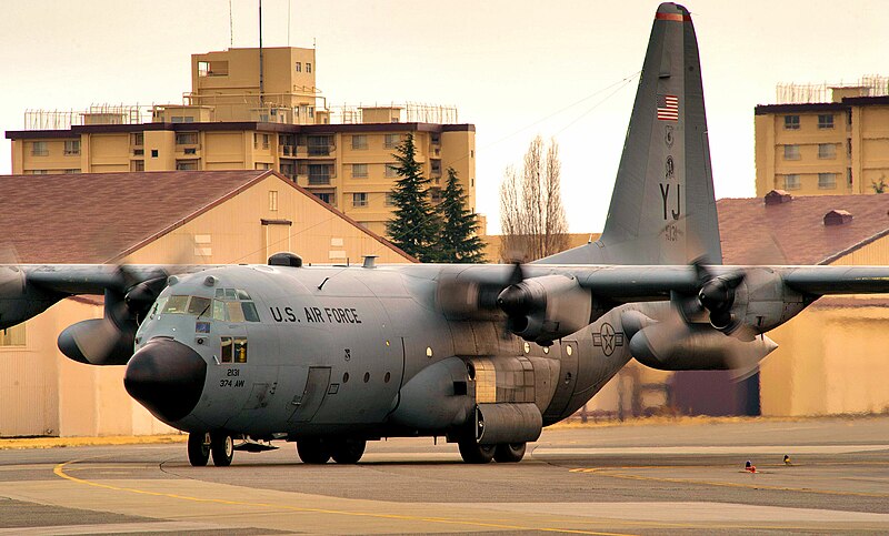 File:374th Airlift Wing C-130H Hercules at Yokota 20110325.jpg