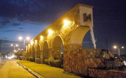 Historical aqueduct