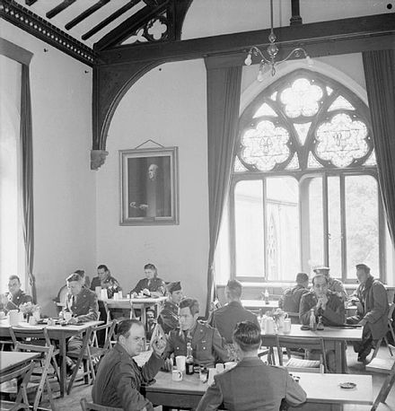 American service personnel relaxing in the Bishop's Palace during the Second World War. Today the room is a sixth form common room.