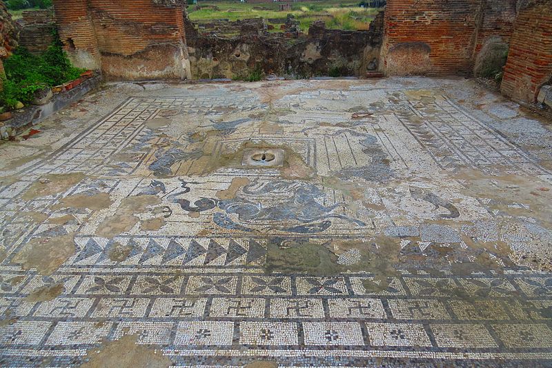 File:Ancient Roman mosaic in Elea-Velia - Ascea in the Province of Salerno, Campania, Italy - 7 June 2015.jpg