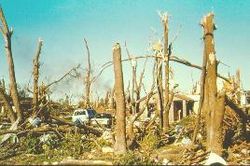 Danos de tornado em 1991