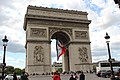 Arc de Triomphe (28292633746).jpg