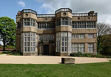 The windows of the long gallery are evident on the top floor at Astley Hall, Chorley. Astley Hall Chorley.jpg