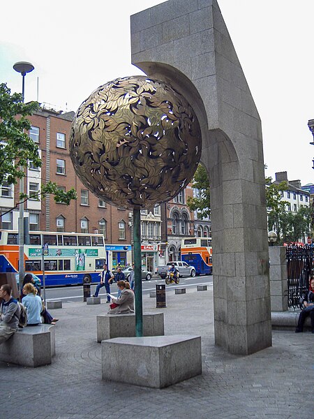 File:At Dublin 2005 034.jpg