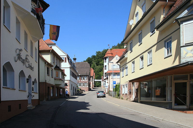 File:Bad Liebenzell - Kirchstraße 01 ies.jpg