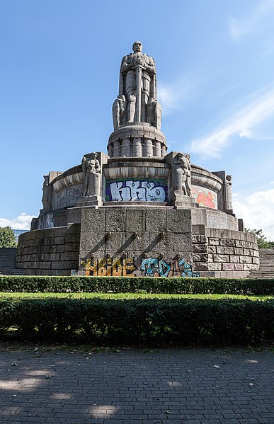 File:Bismarck Monument, Hamburg, Germany, IMG 4586 edit.jpg