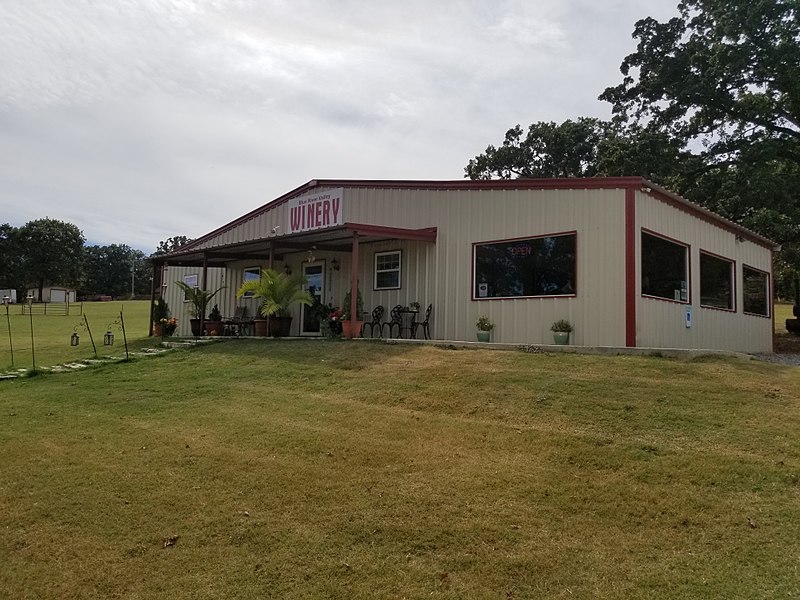 File:Blue River Valley Winery, Durant, Oklahoma 1.jpg