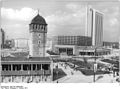 Roter Turm a Hotel Kongress (nyní Mercure) v roce 1974