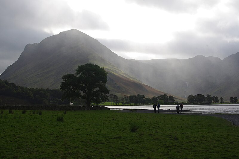 File:Buttermere and Fleetwith Pike - geograph.org.uk - 5550541.jpg