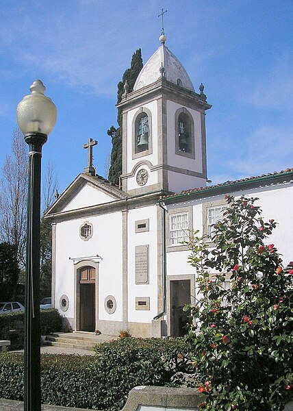 File:Capela Ramada Alta (Porto).JPG