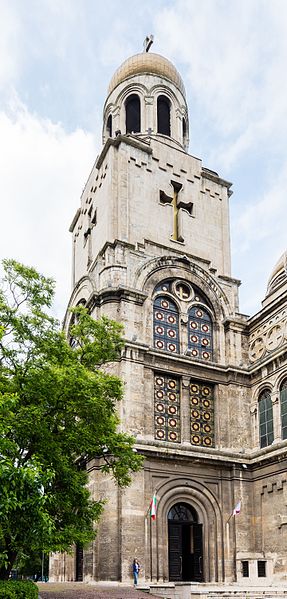 File:Catedral de la Dormición de la Madre de Dios, Varna, Bulgaria, 2016-05-27, DD 104.jpg