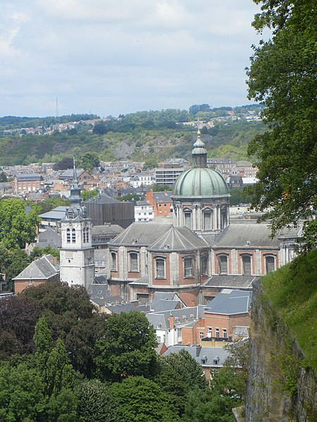 File:Cathédrale St.Aubain-Namur.JPG