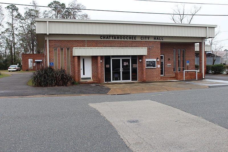 File:Chattahoochee City Hall.jpg