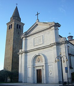 Église de San Vitale (Muzzana del Turgnano) 02.jpg