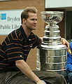 Chris Pronger avec la Coupe Stanley en 2007.