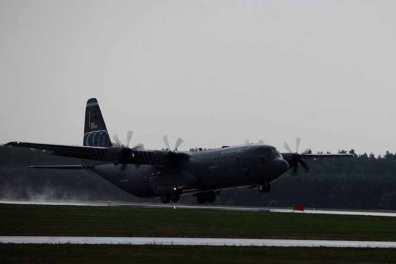 File:Cloudburst, C-130s train through adverse weather 140811-F-UE958-297.jpg