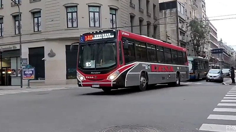 File:Colectivo línea 140.jpg