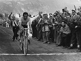 Coppi în Bolzano Giro 1952.jpg