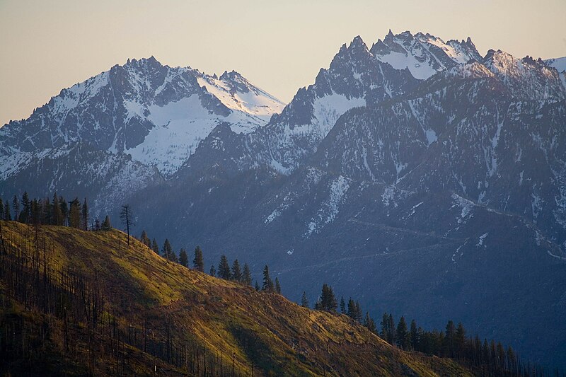 File:DERBY CANYON AND MOUNTAINS-OKANOGAN WENATCHEE (24858166753).jpg