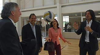 Daniel Scioli, Cristina de Kirchner y Marcelo Tinelli.jpg