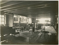 Dorothy Vernon Room (1908, demolita nel 1968), Bryn Mawr College Deanery, Bryn Mawr, Pennsylvania, Lockwood de Forest, progettista.