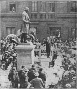 The statue's dedication on June 2, 1906 Dedication of the Statue of Matthias W. Baldwin.png