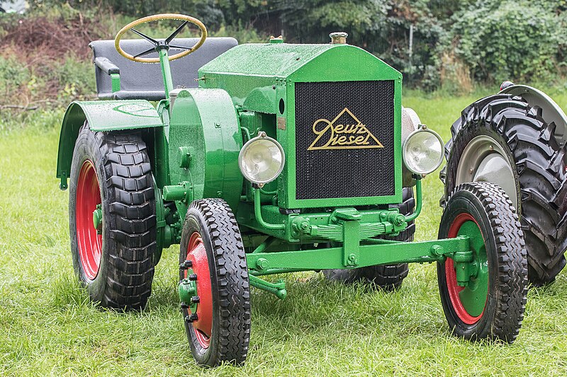 File:Deutz MTZ 320 JM 2023 08 12 5D410161.jpg