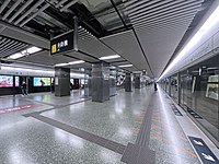 觀塘綫1／2號月台（2021年6月）