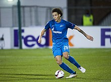 Witsel playing for Zenit Saint Petersburg against Dundalk in 2016