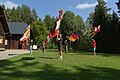 File:Fahnenschwingen lernen am Turnersee 05.jpg