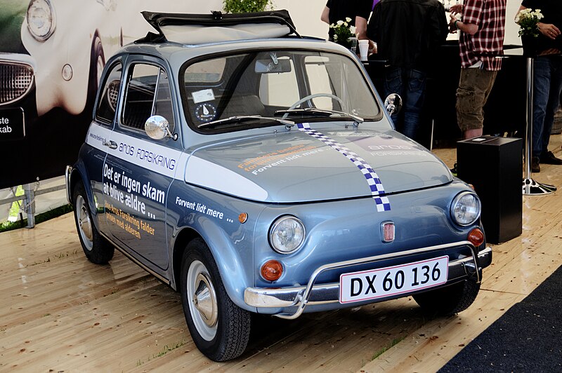 File:Fiat 500 F, 1965 - DX60136 - DSC 0360 Compressor (36815462652).jpg