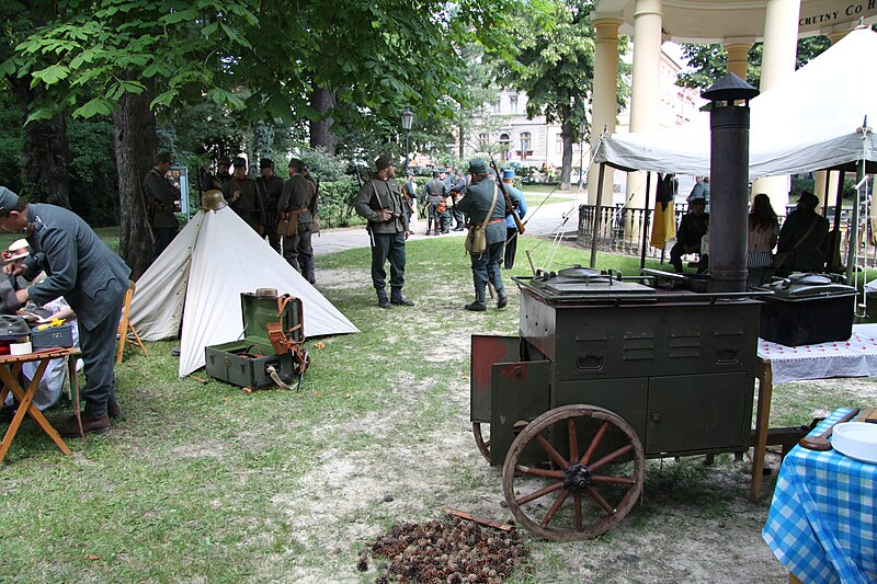File:Field kitchen from World War I in Pisek town celebration in 2011.JPG