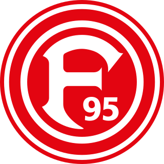 Fortune Salaire Mensuel de Fortuna Dusseldorf Combien gagne t il d argent ? 300 000 000,00 euros mensuels