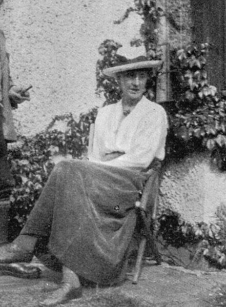 File:Geraldine Mitton (cropped).jpg