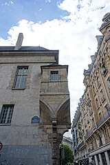 Corbelled cabinet from the rue des Francs-Bourgeois