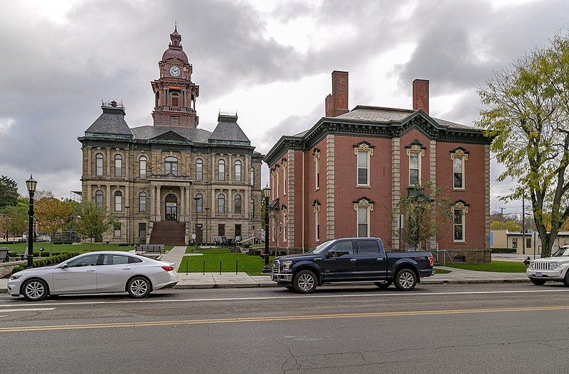 File:Holmes County Courthouse and Jail — Millersburg, Ohio.jpg