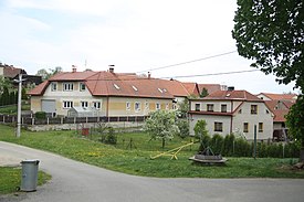 Houses in Kuňovice, Benešov District.jpg