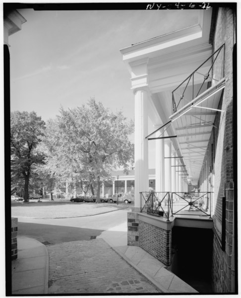 File:INTERIOR OF COURTYARD, LOOKING SOUTHWEST - Governors Island, Fort Columbus, New York Harbor, New York, New York County, NY HABS NY,31-GOVI,1-22.tif