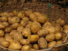 India - Koyambedu Market - Potatoes 03 (3986298003).jpg