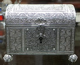 Indo-Portuguese chest; 17th century.
