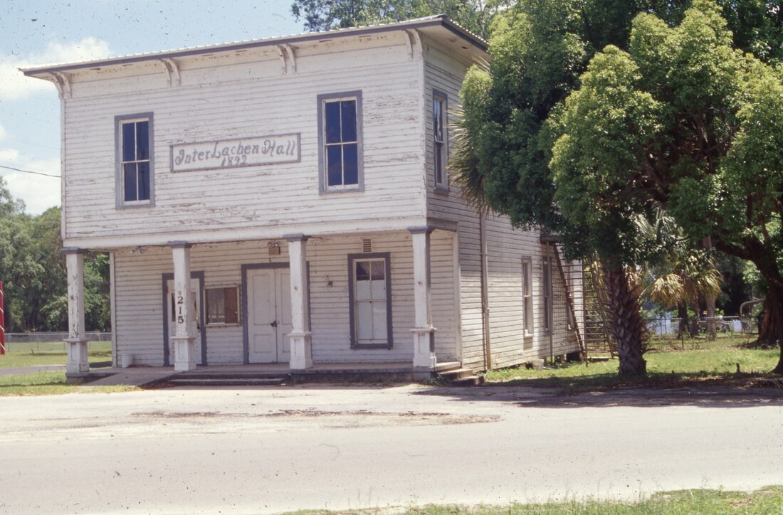 File:Interlachen Hall.jpg