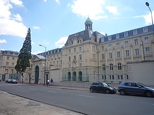 圣叙尔皮斯讲堂（法语：Séminaire Saint-Sulpice）